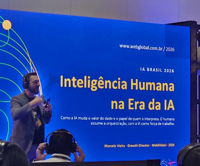 Marcelo Vieira, da WebGlobal, na palestra Inteligência Humana na Era da IA no AI Experience Brasil 2026