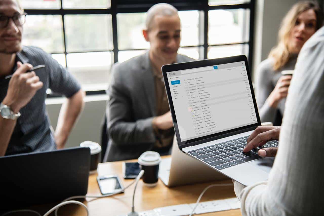 Em busca de um modelo de comunicação interna? Conheça a Intranet